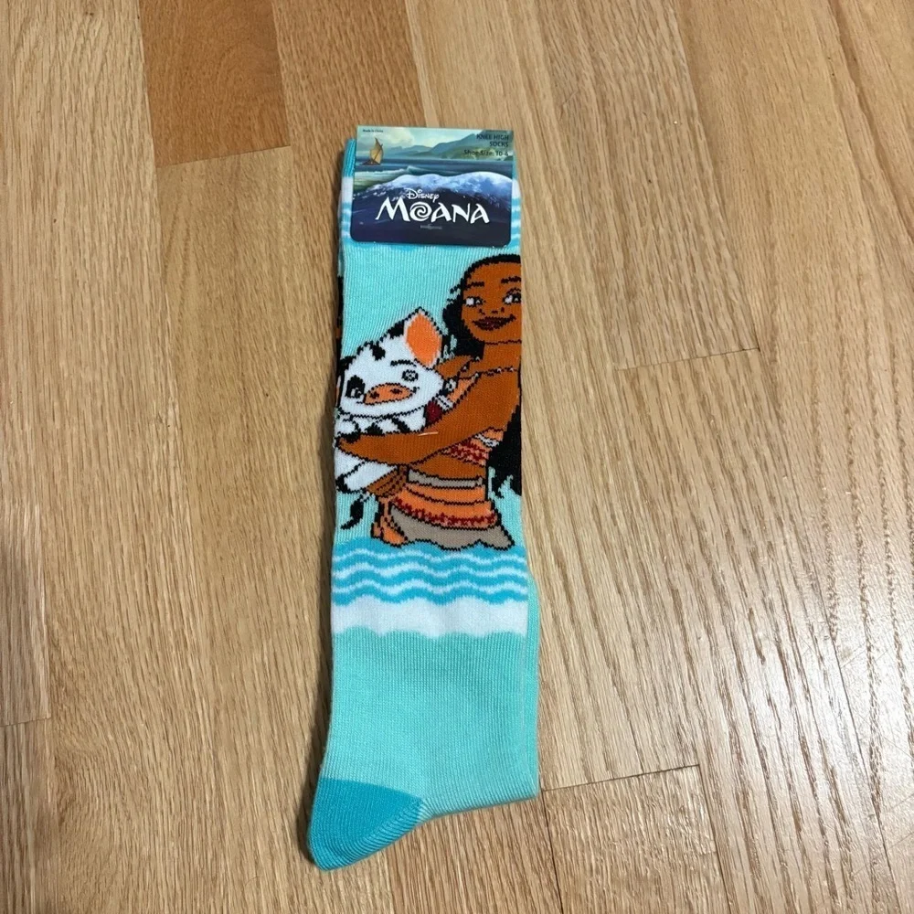 Disney Moana Aqua Knew High Socks NEW Pua Sz 10-4 Girls Blue